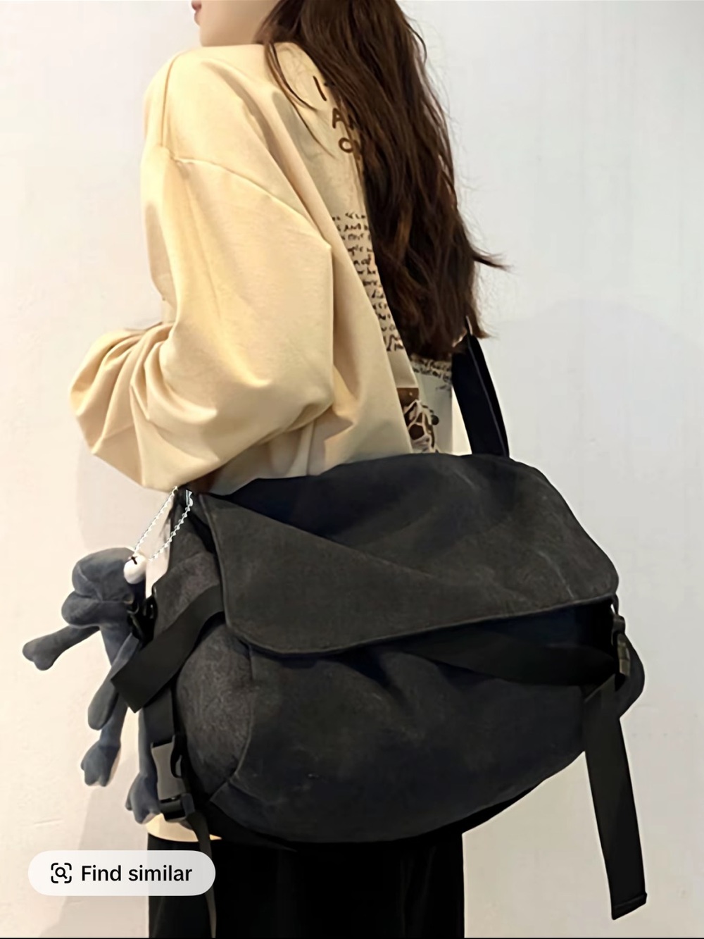 Casual Oversized Black Canvas Messenger Bag with keychain